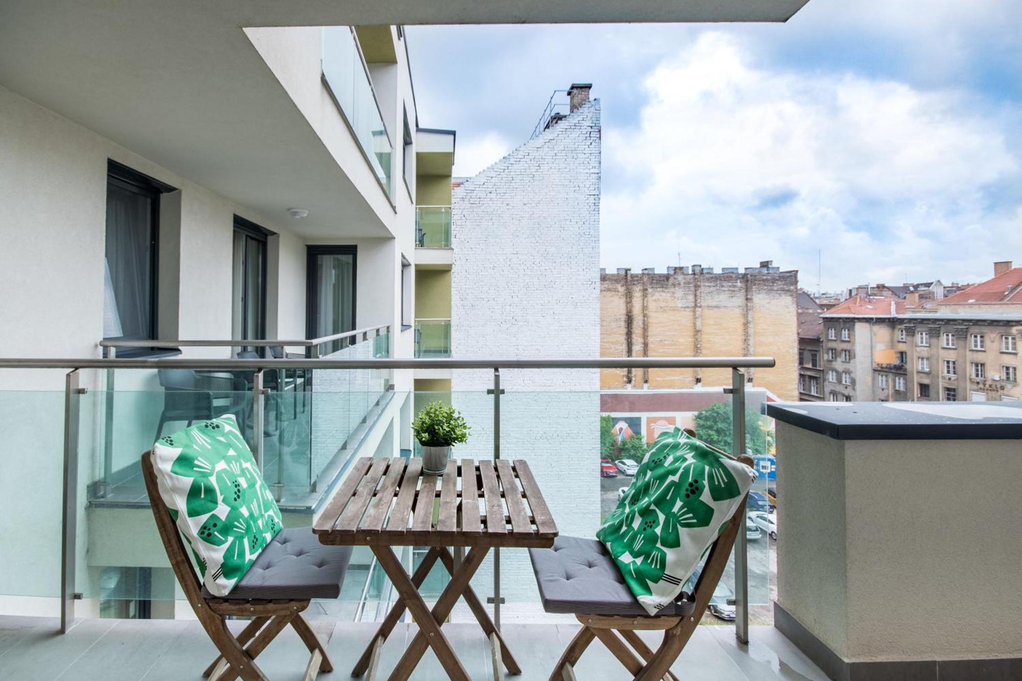 Very Central - Free Parking - Balcony Βουδαπέστη Εξωτερικό φωτογραφία